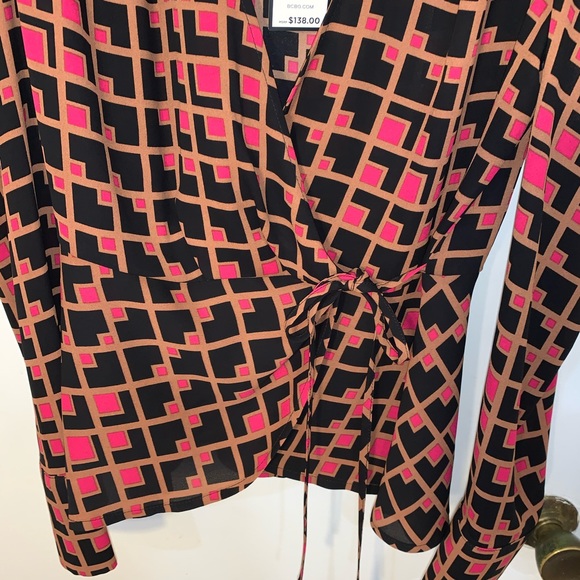 BCBGMAXAZRIA BLOUSE - Picture 4 of 5